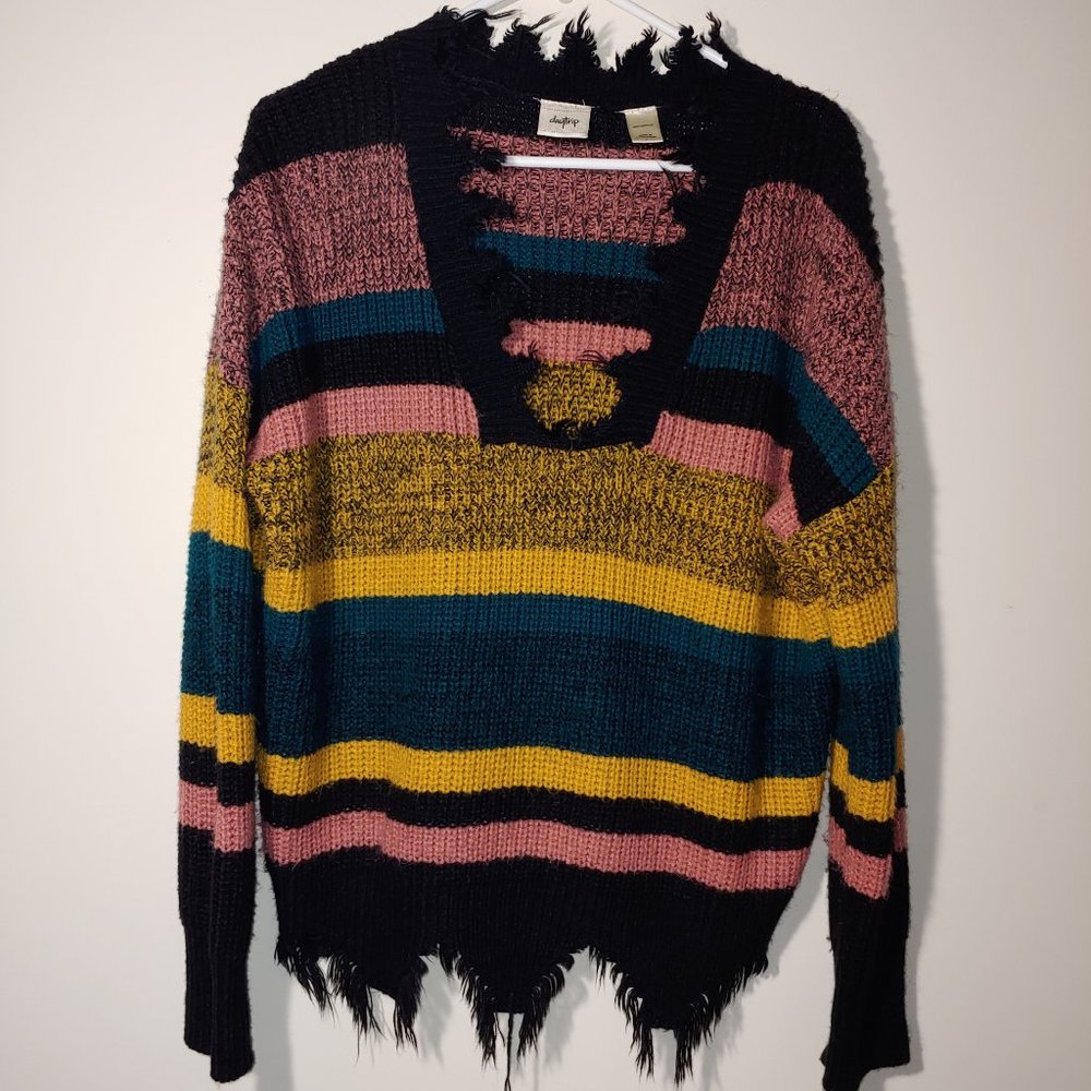 Daytrip Striped Raw Hem and V-Neck Striped Pullover Sweater Size L Multicolored